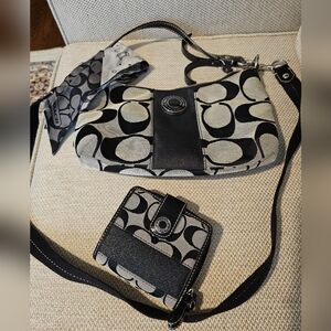 COACH Signature Classic Black bag & wallet
